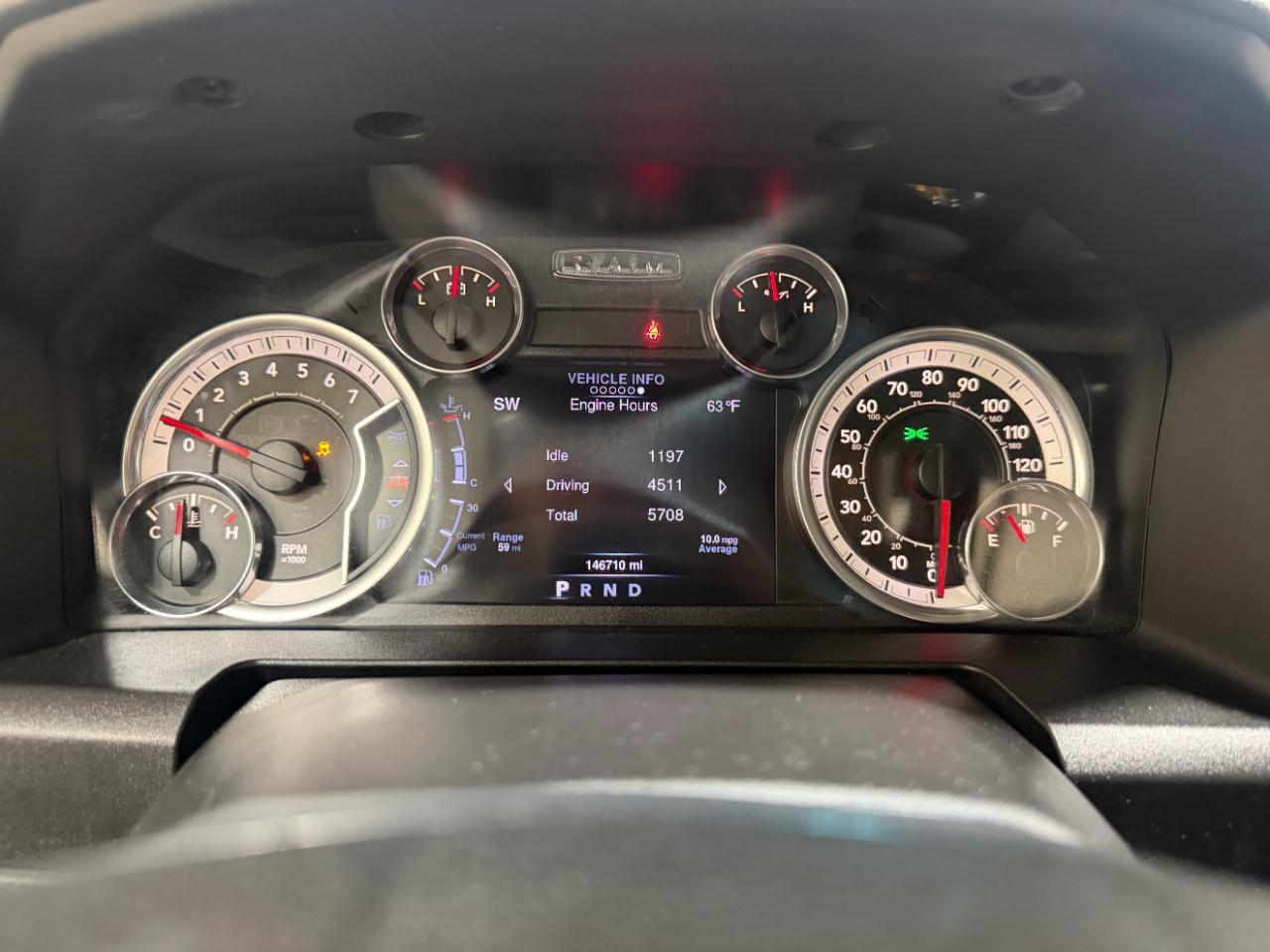 RAM 1500 4WD Crew Cab 140.5" Big Horn 2016