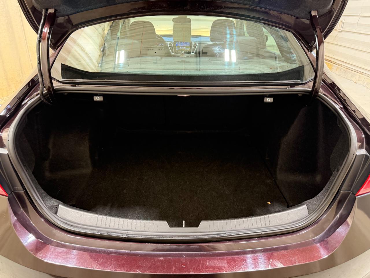 Chevrolet Malibu 4dr Sdn LS w/1LS 2020