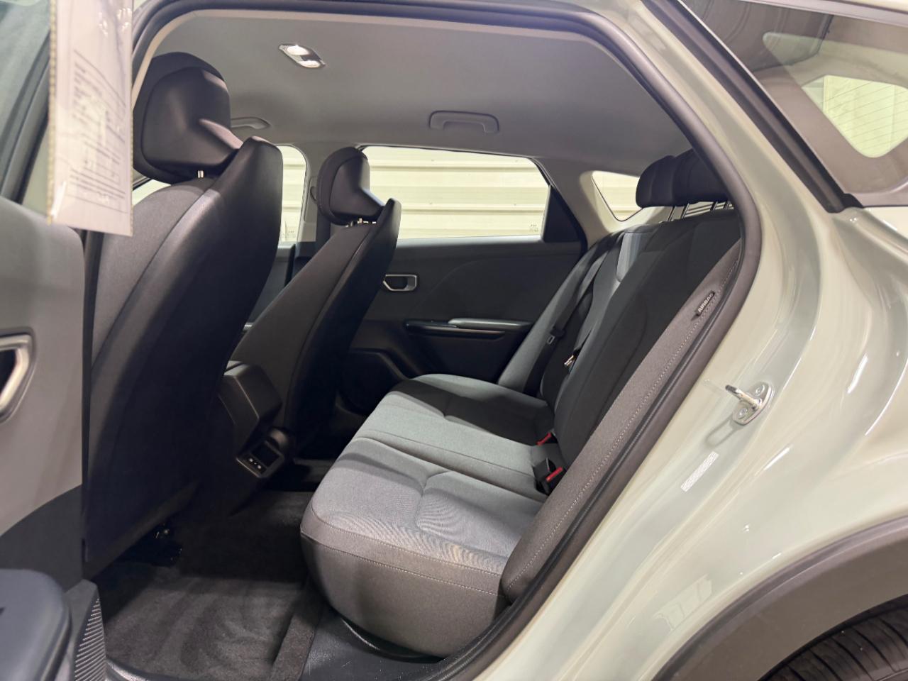 Kia K4 LXS FWD 2025