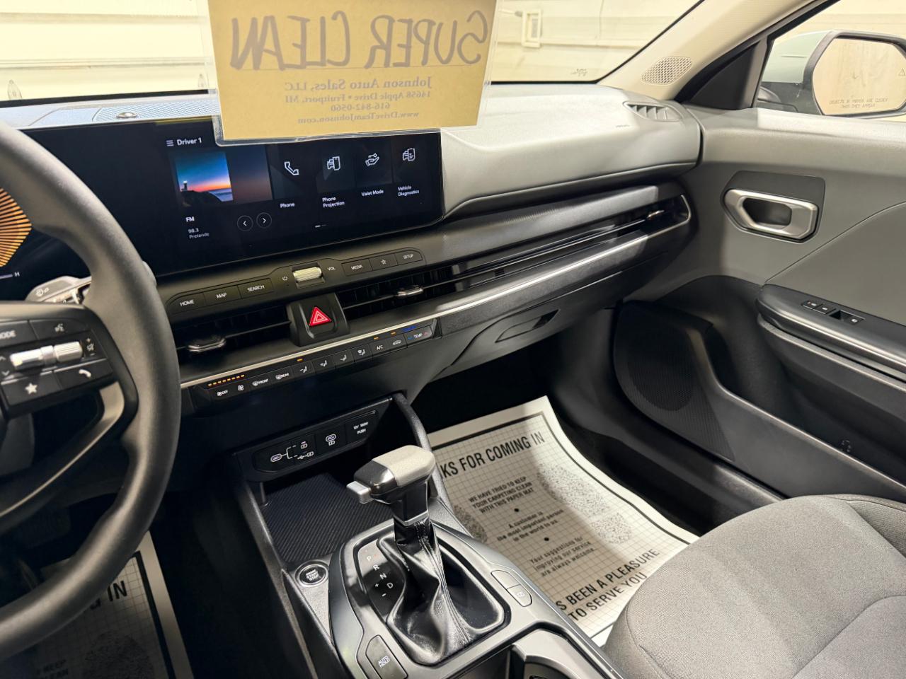 Kia K4 LXS FWD 2025