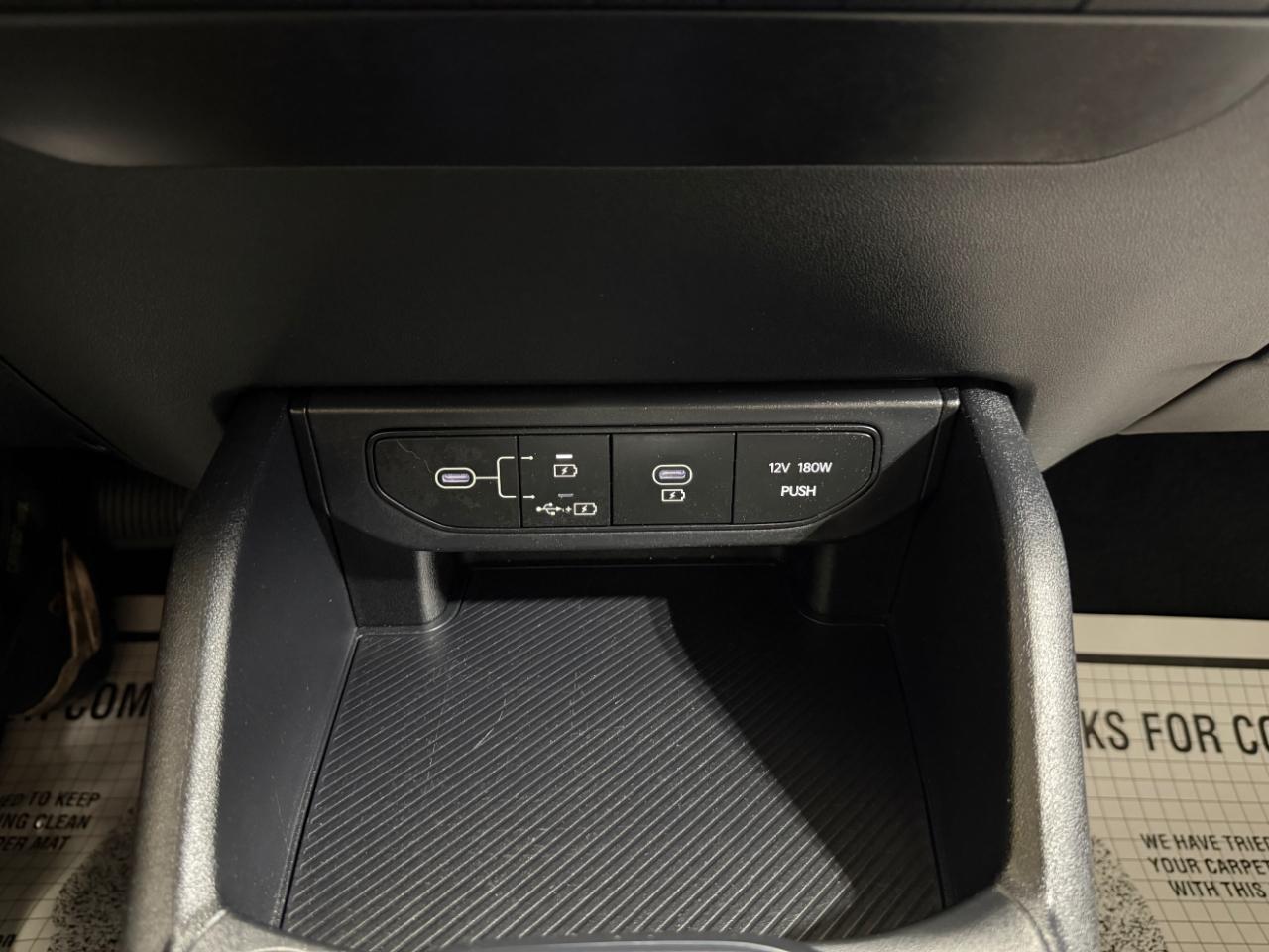 Kia K4 LXS FWD 2025