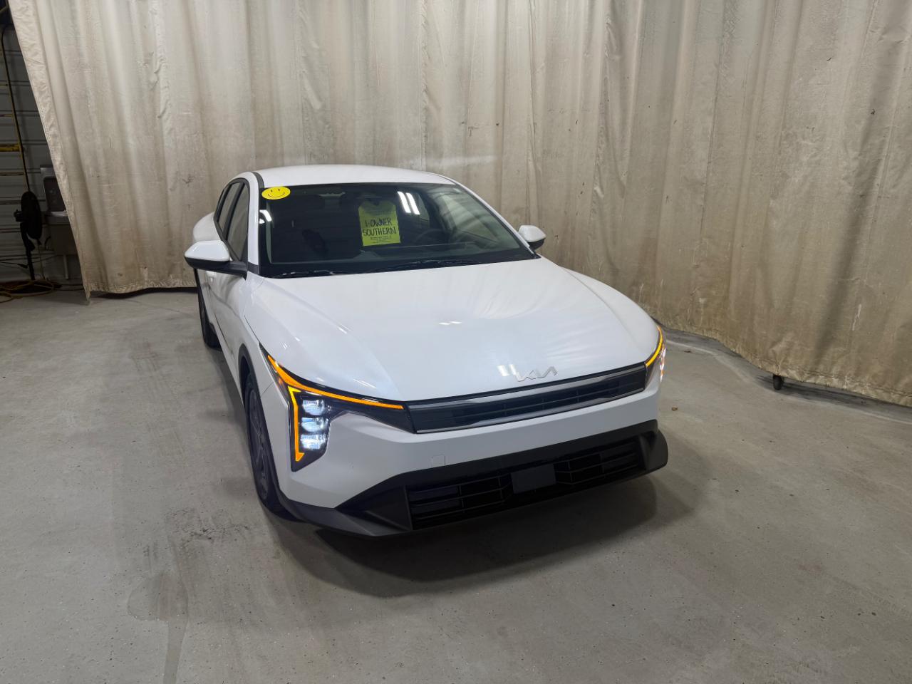 Kia K4 LXS FWD 2025