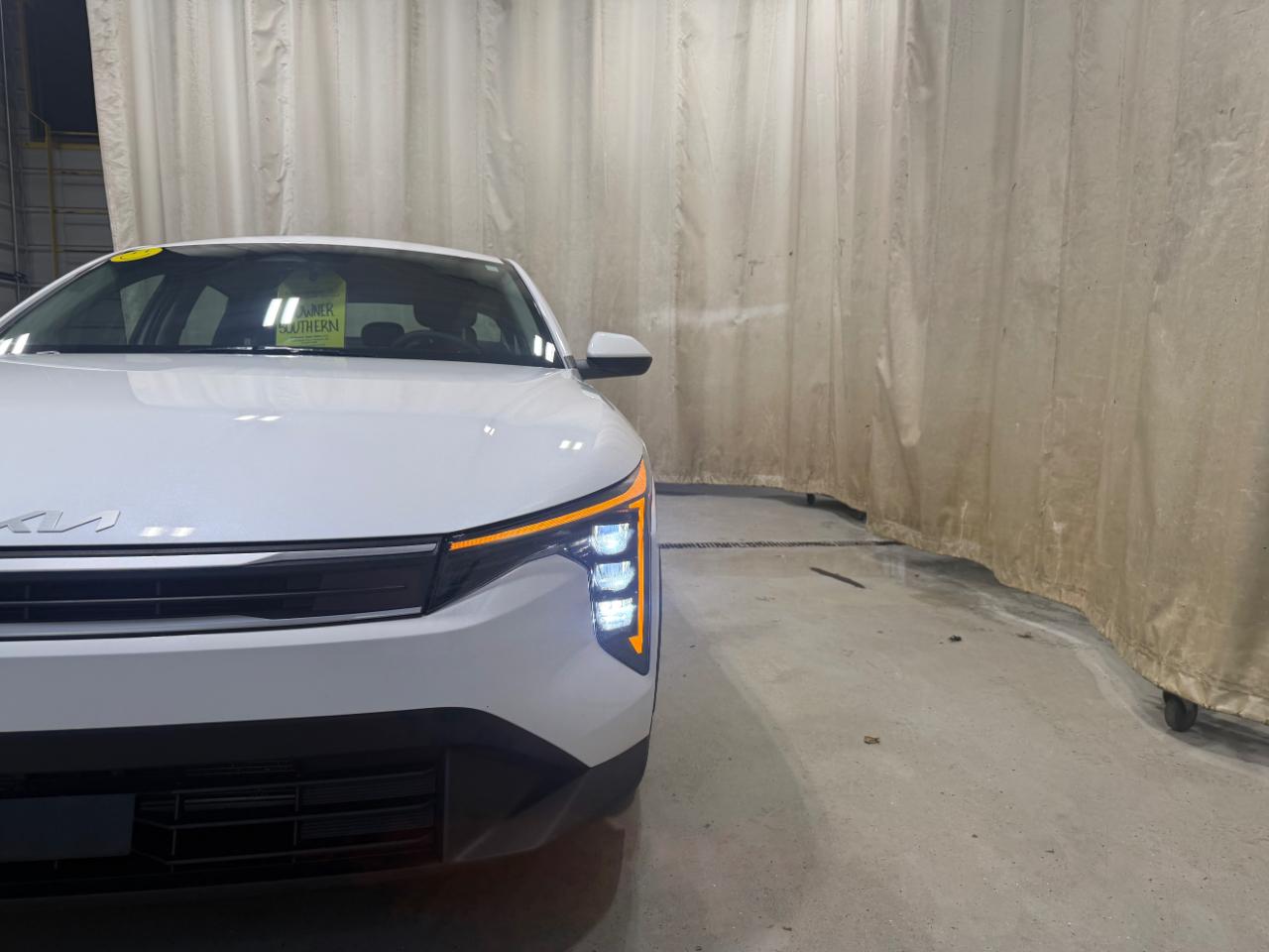 Kia K4 LXS FWD 2025