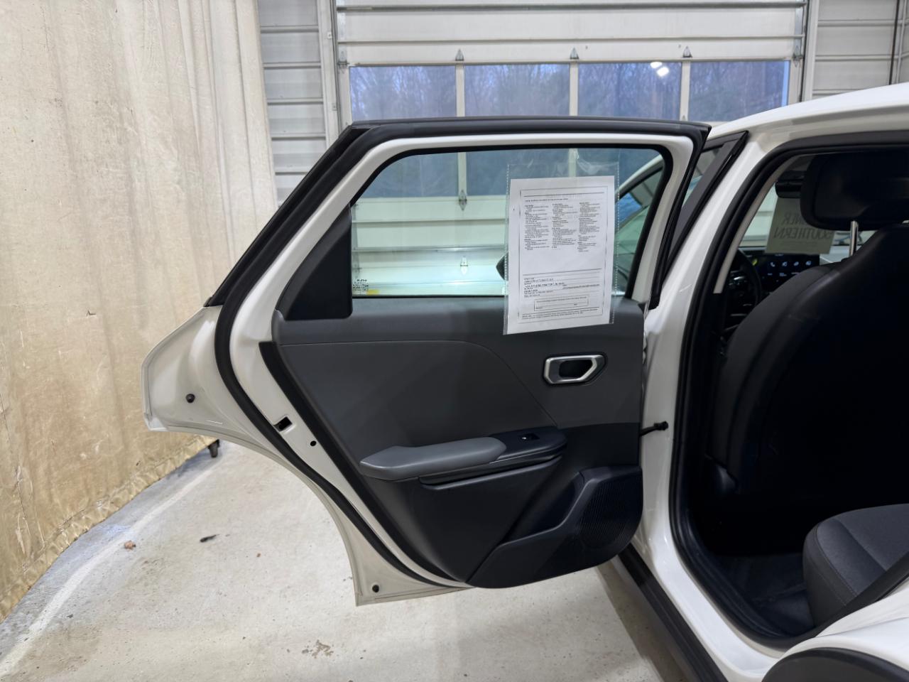 Kia K4 LXS FWD 2025