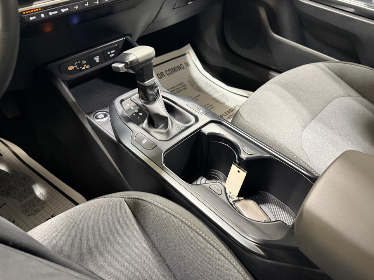 Kia K4 LXS FWD 2025
