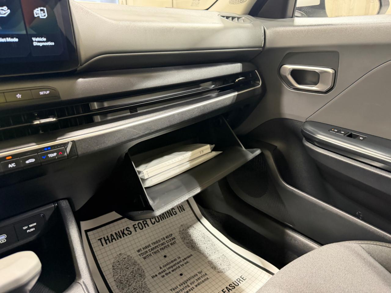 Kia K4 LXS FWD 2025