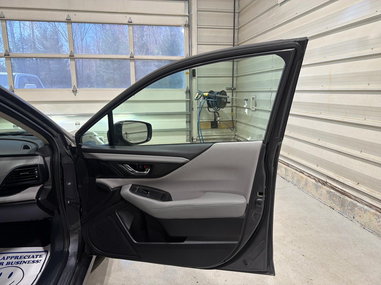 Subaru Legacy Premium CVT 2021
