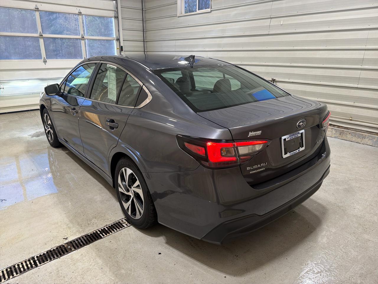 Subaru Legacy Premium CVT 2021