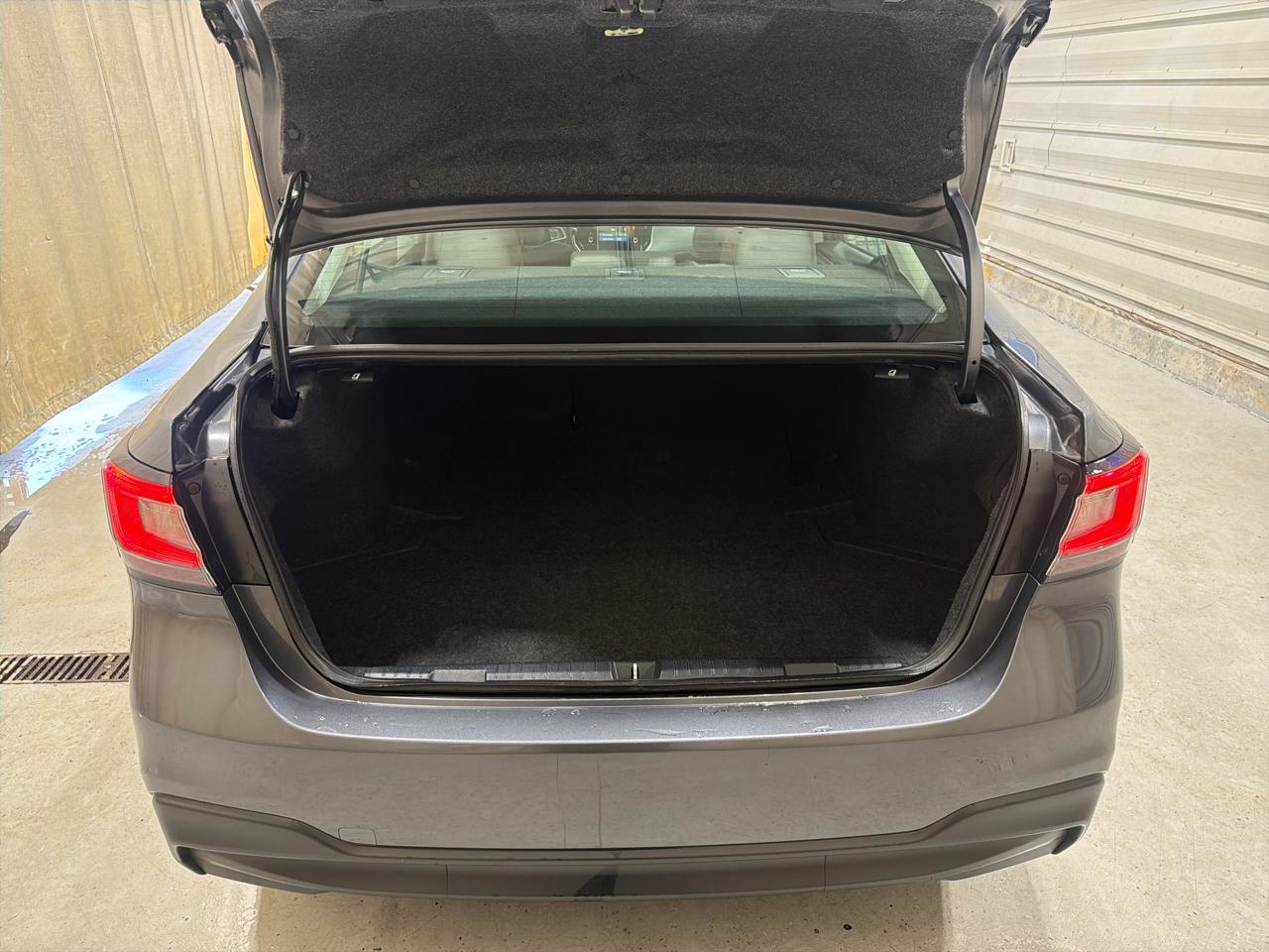 Subaru Legacy Premium CVT 2021