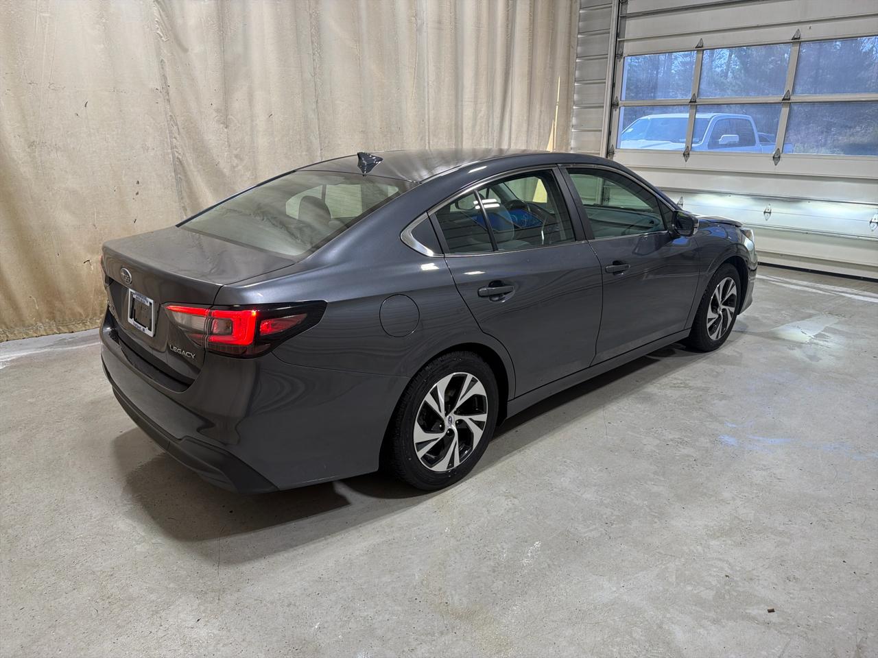 Subaru Legacy Premium CVT 2021