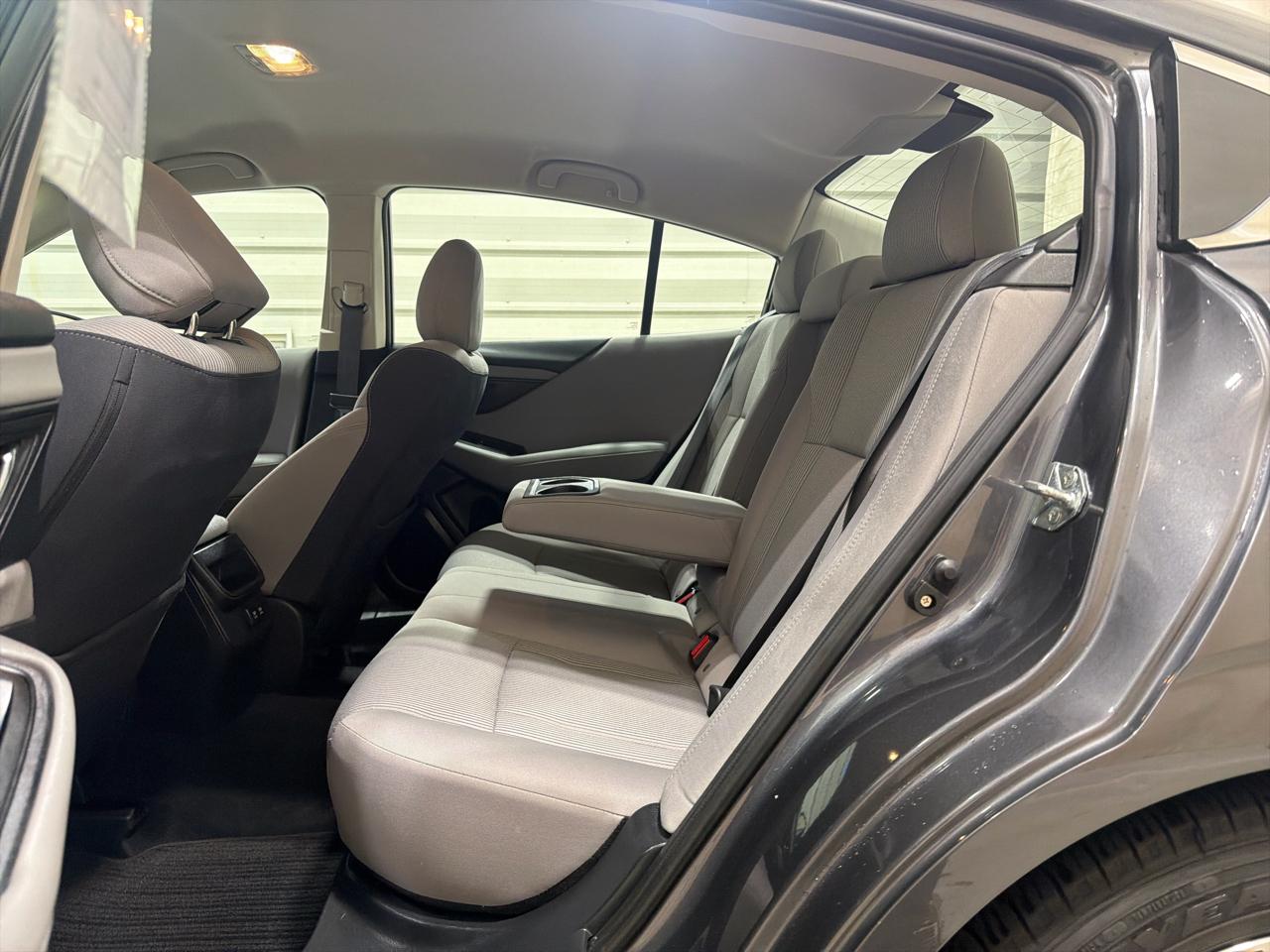 Subaru Legacy Premium CVT 2021