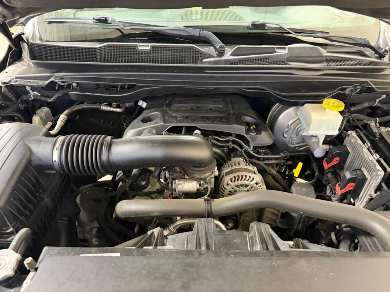 RAM 1500 Big Horn 4x4 Quad Cab 6'4" Box 2022