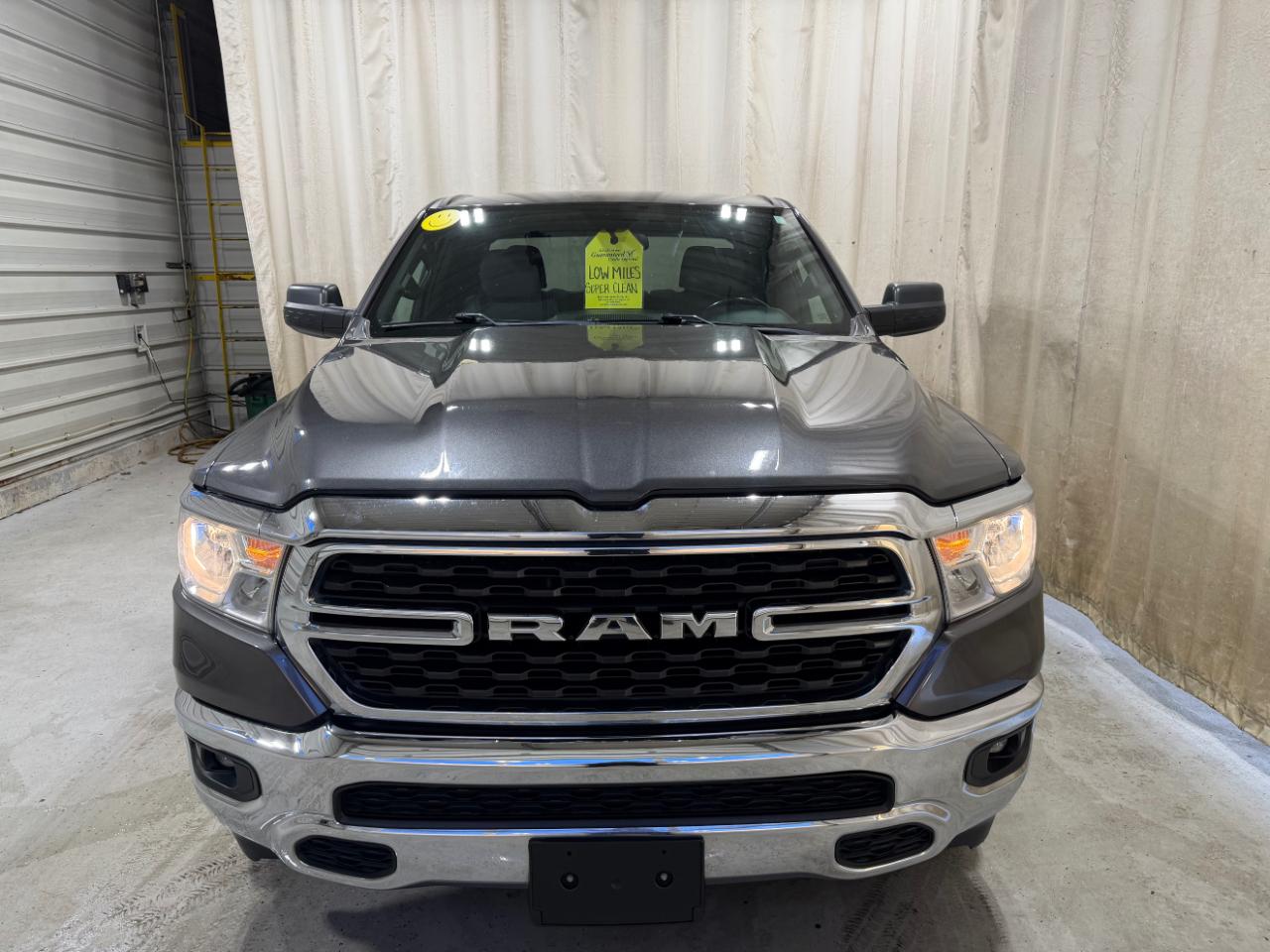 RAM 1500 Big Horn 4x4 Quad Cab 6'4" Box 2022
