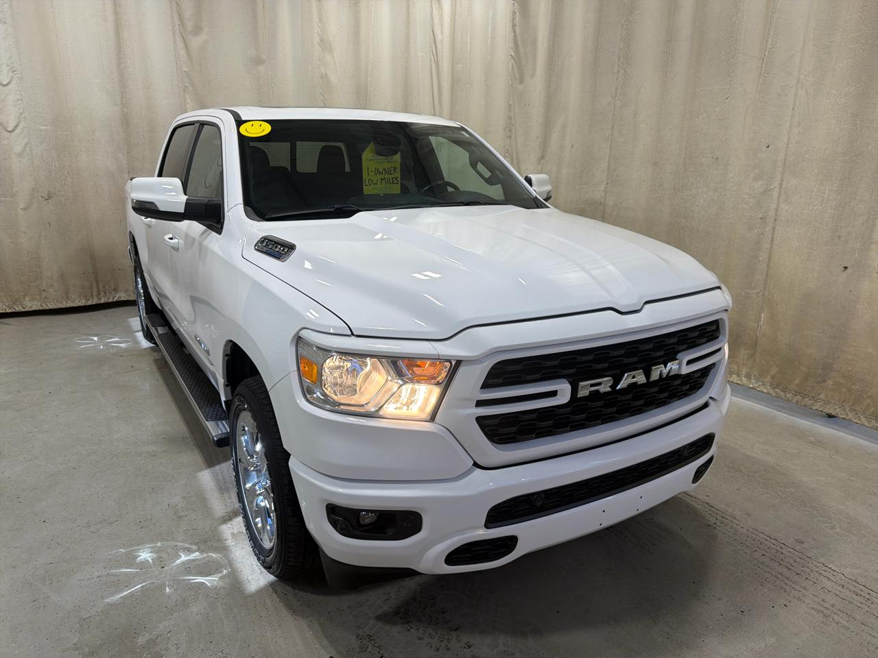 RAM 1500 Big Horn 4x4 Crew Cab 5'7" Box 2023