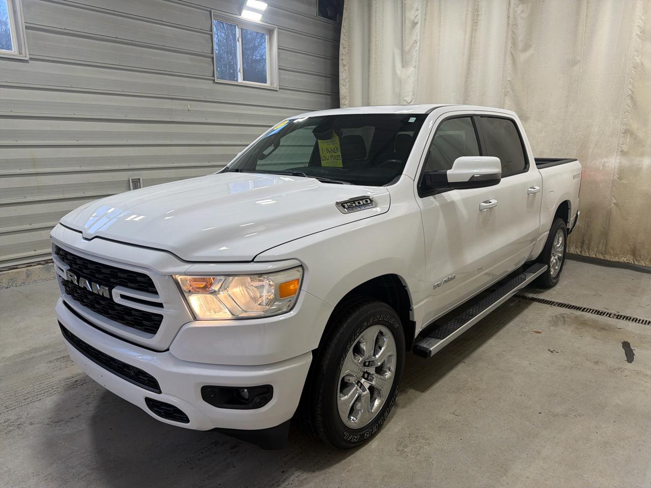 RAM 1500 Big Horn 4x4 Crew Cab 5'7" Box 2023