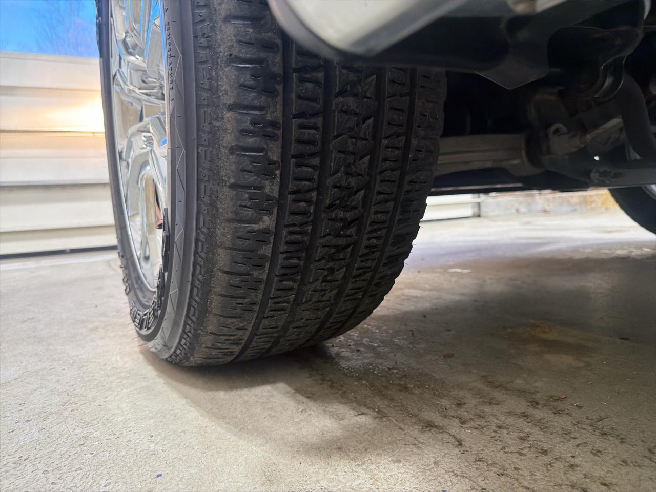 RAM 1500 Big Horn 4x4 Crew Cab 5'7" Box 2023