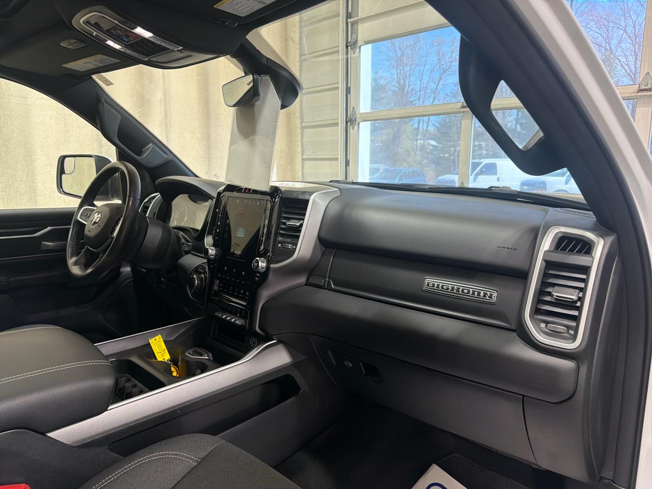 RAM 1500 Big Horn 4x4 Crew Cab 5'7" Box 2023