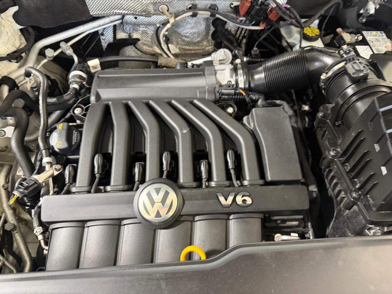 Volkswagen Atlas 3.6L V6 SE w/Technology FWD 2019