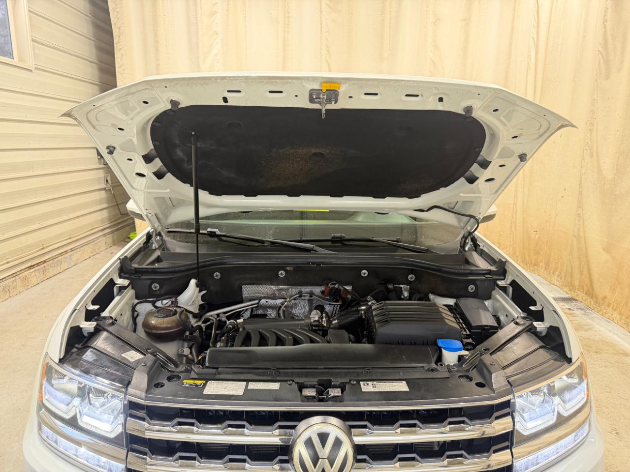 Volkswagen Atlas 3.6L V6 SE w/Technology FWD 2019