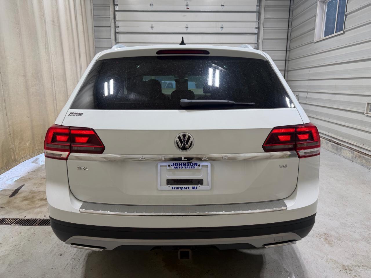 Volkswagen Atlas 3.6L V6 SE w/Technology FWD 2019