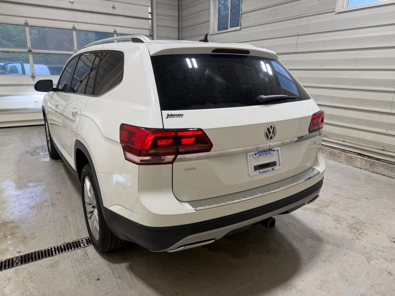 Volkswagen Atlas 3.6L V6 SE w/Technology FWD 2019