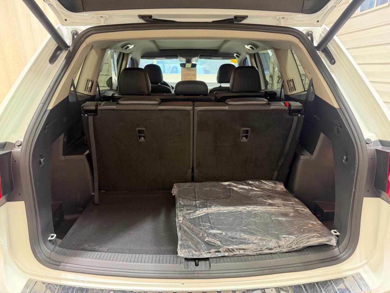 Volkswagen Atlas 3.6L V6 SE w/Technology FWD 2019