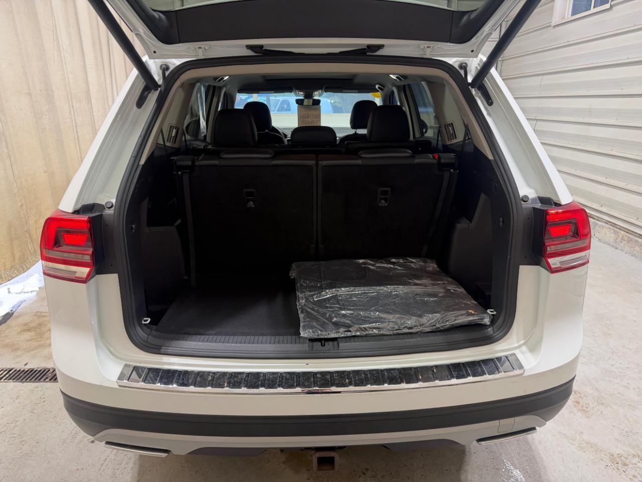 Volkswagen Atlas 3.6L V6 SE w/Technology FWD 2019