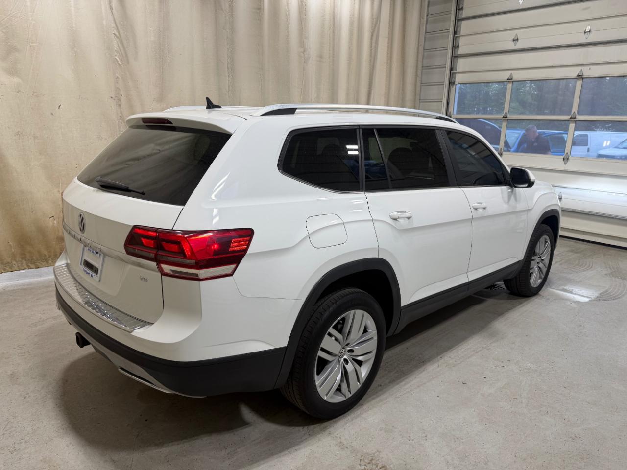 Volkswagen Atlas 3.6L V6 SE w/Technology FWD 2019