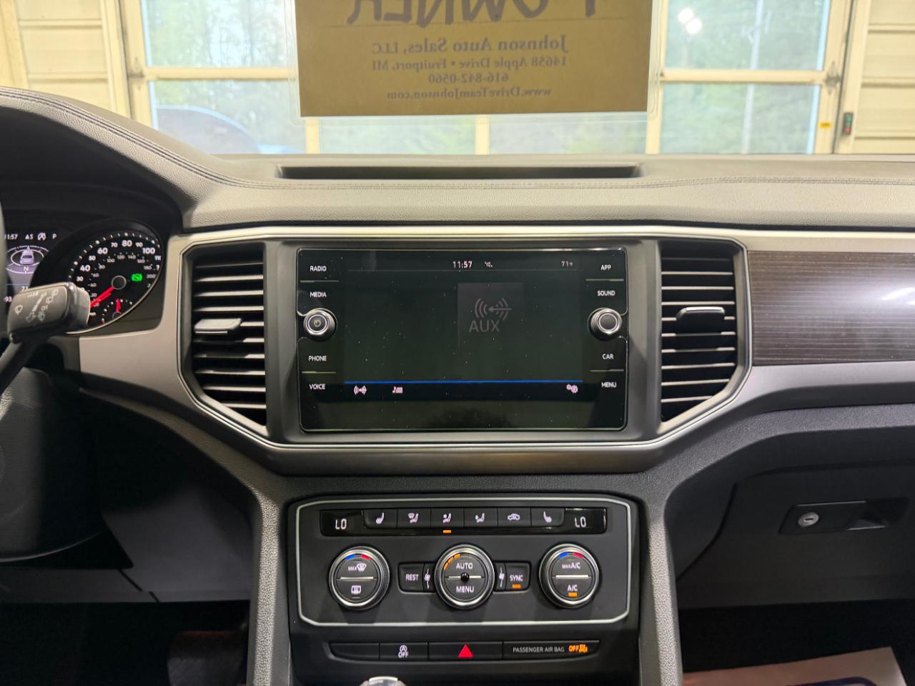 Volkswagen Atlas 3.6L V6 SE w/Technology FWD 2019
