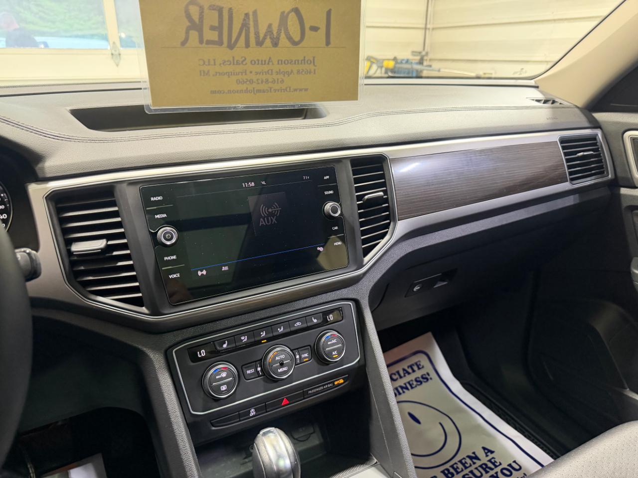 Volkswagen Atlas 3.6L V6 SE w/Technology FWD 2019