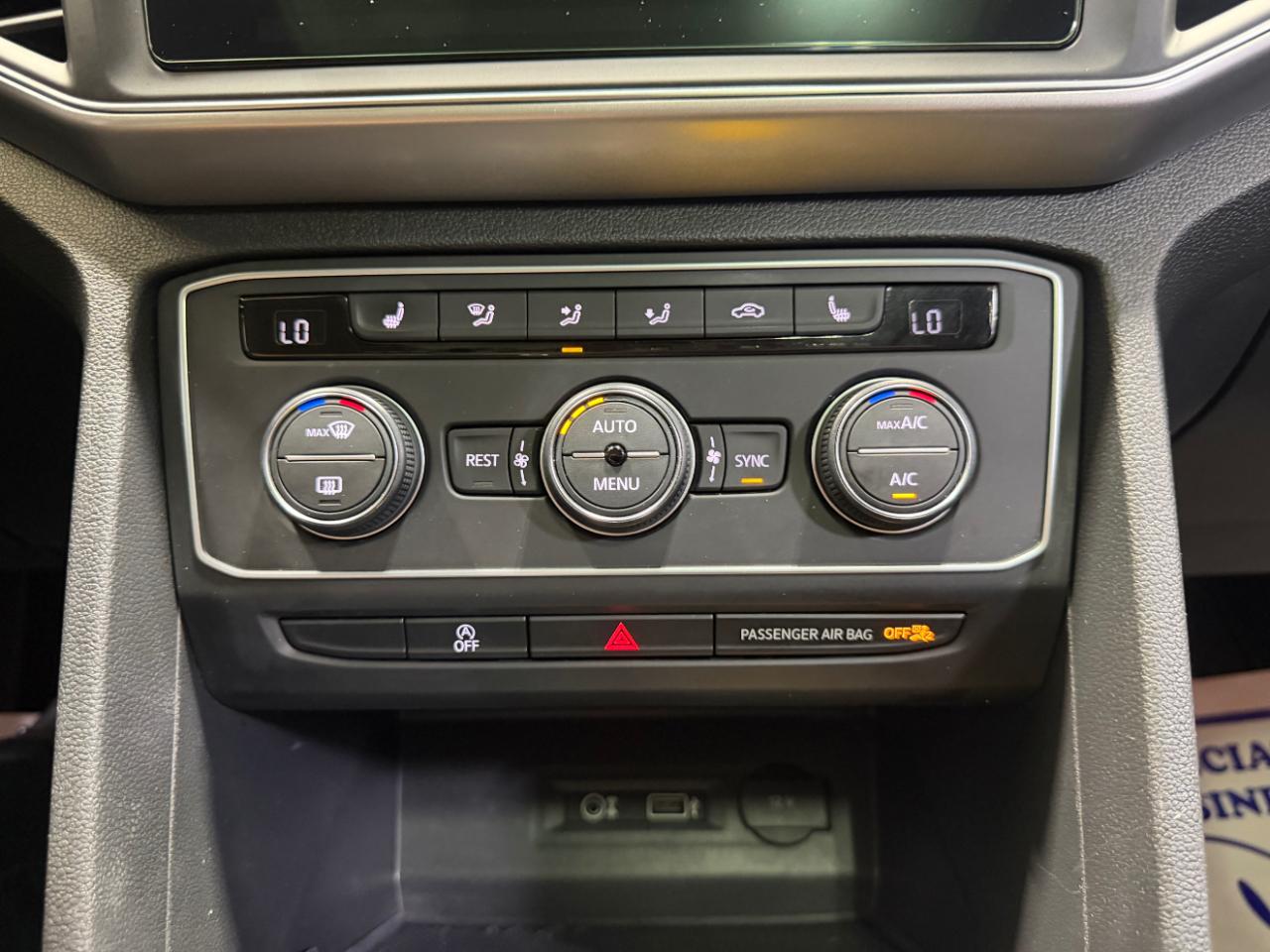 Volkswagen Atlas 3.6L V6 SE w/Technology FWD 2019