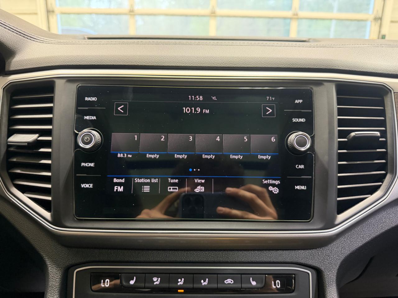 Volkswagen Atlas 3.6L V6 SE w/Technology FWD 2019