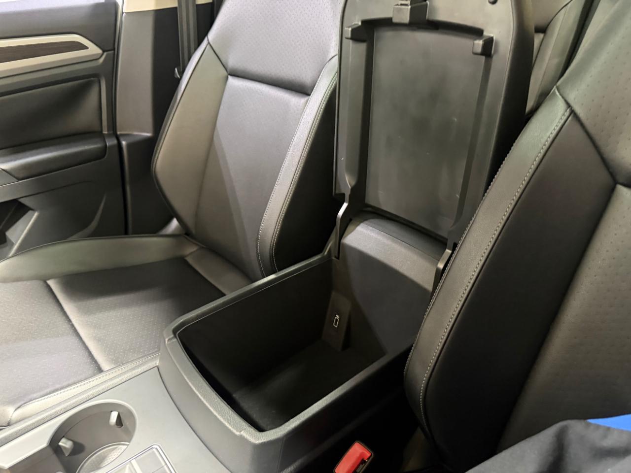 Volkswagen Atlas 3.6L V6 SE w/Technology FWD 2019