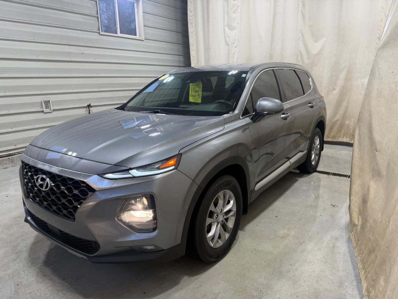 Hyundai Santa Fe SEL 2.4L Auto FWD 2019
