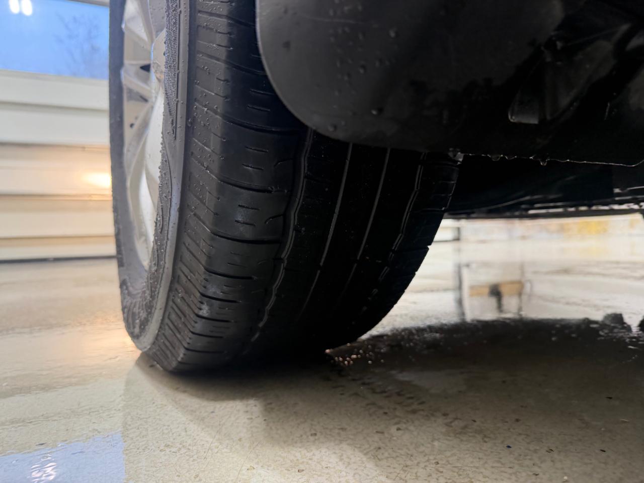 Hyundai Santa Fe SEL 2.4L Auto FWD 2019