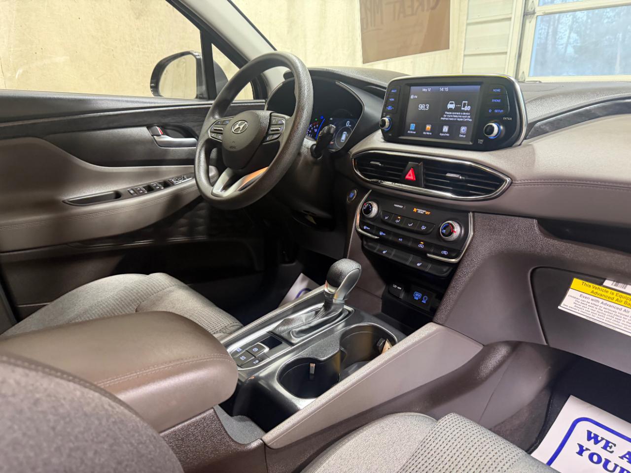 Hyundai Santa Fe SEL 2.4L Auto FWD 2019