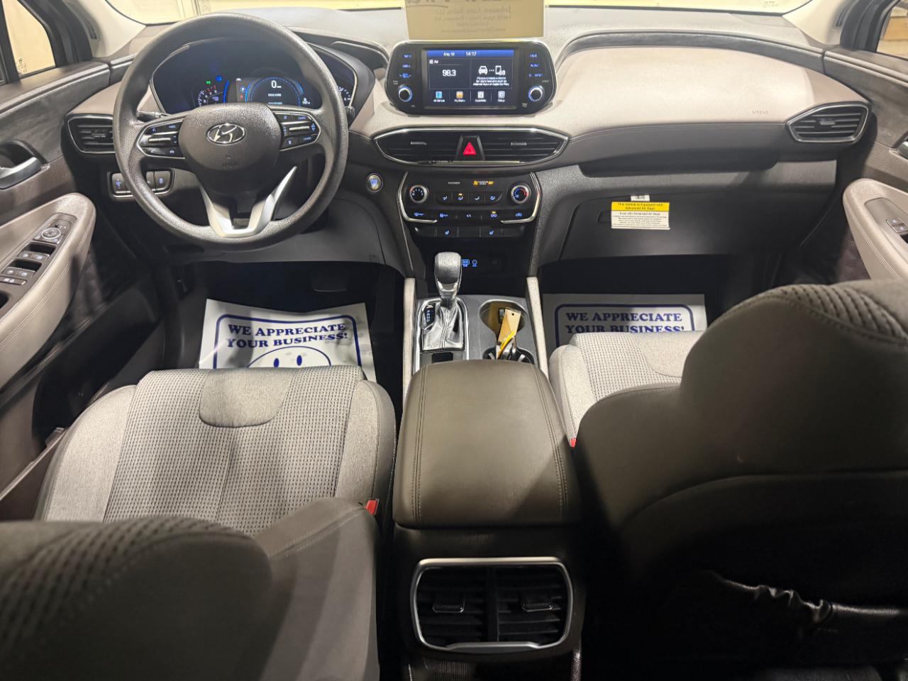 Hyundai Santa Fe SEL 2.4L Auto FWD 2019