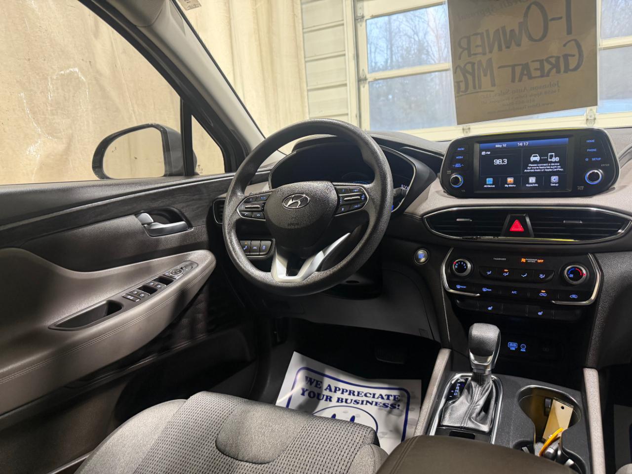 Hyundai Santa Fe SEL 2.4L Auto FWD 2019