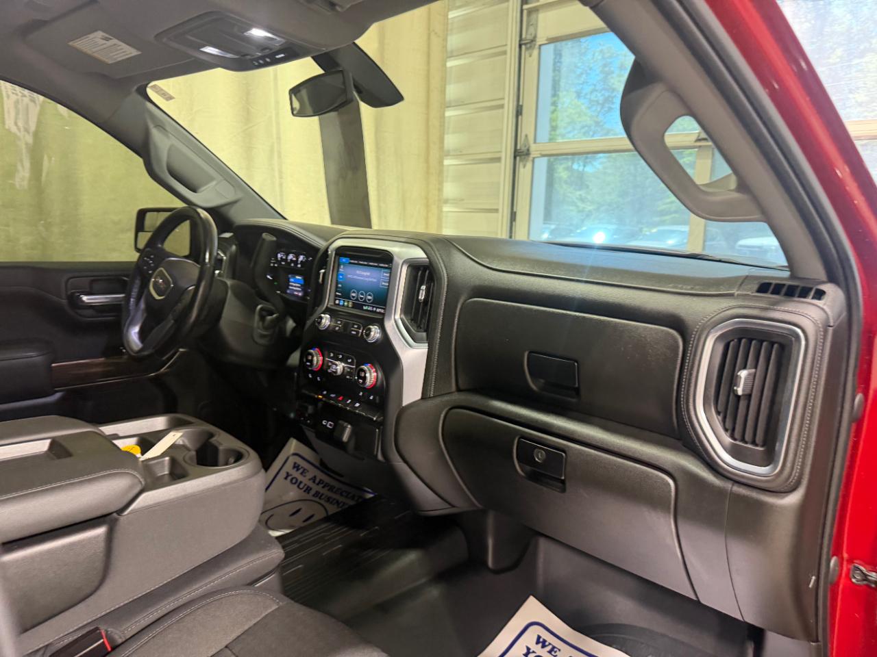 GMC Sierra 1500 4WD Crew Cab 147" SLE 2021