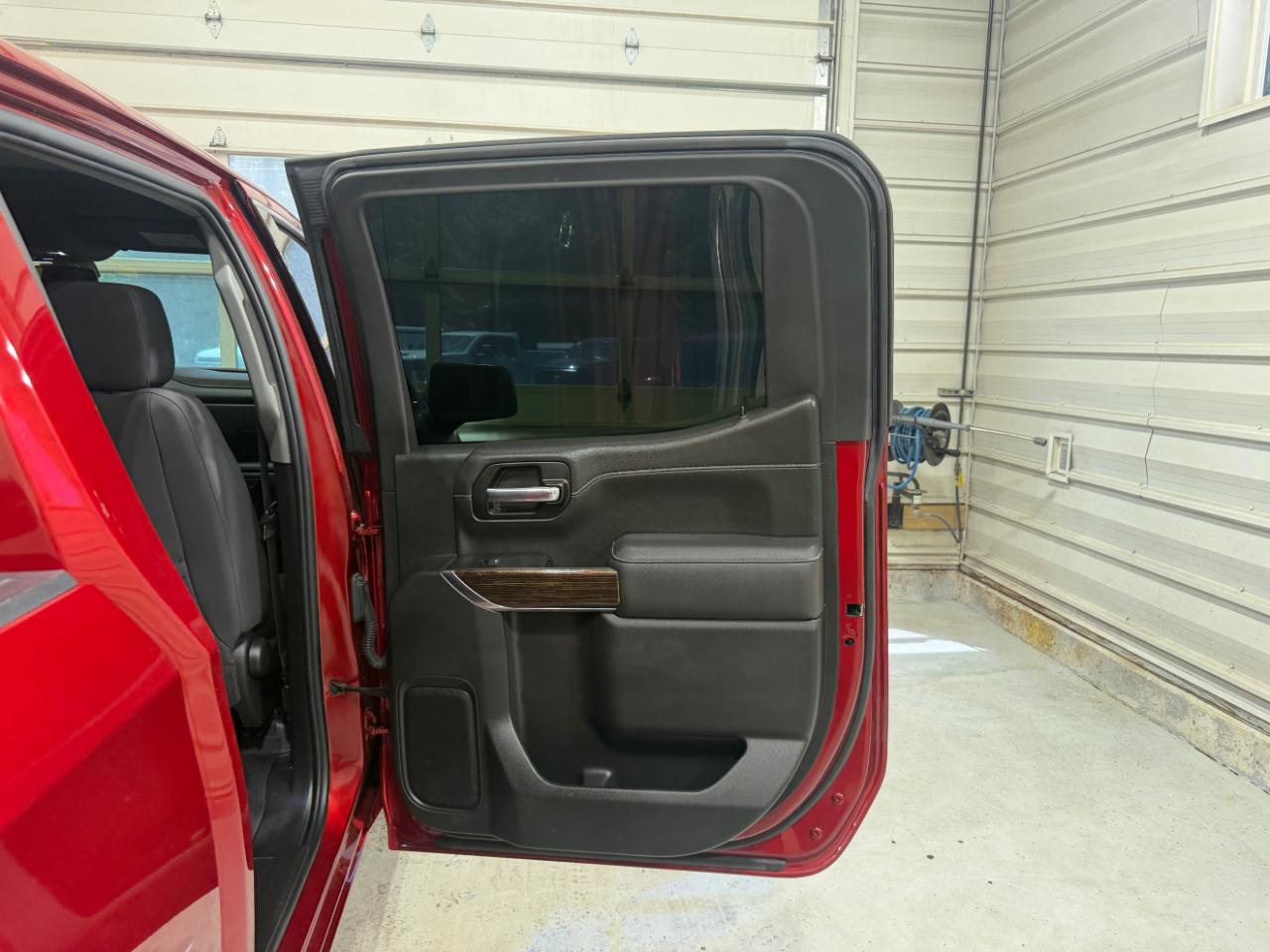 GMC Sierra 1500 4WD Crew Cab 147" SLE 2021
