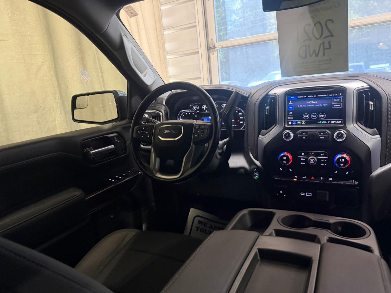 GMC Sierra 1500 4WD Crew Cab 147" SLE 2021
