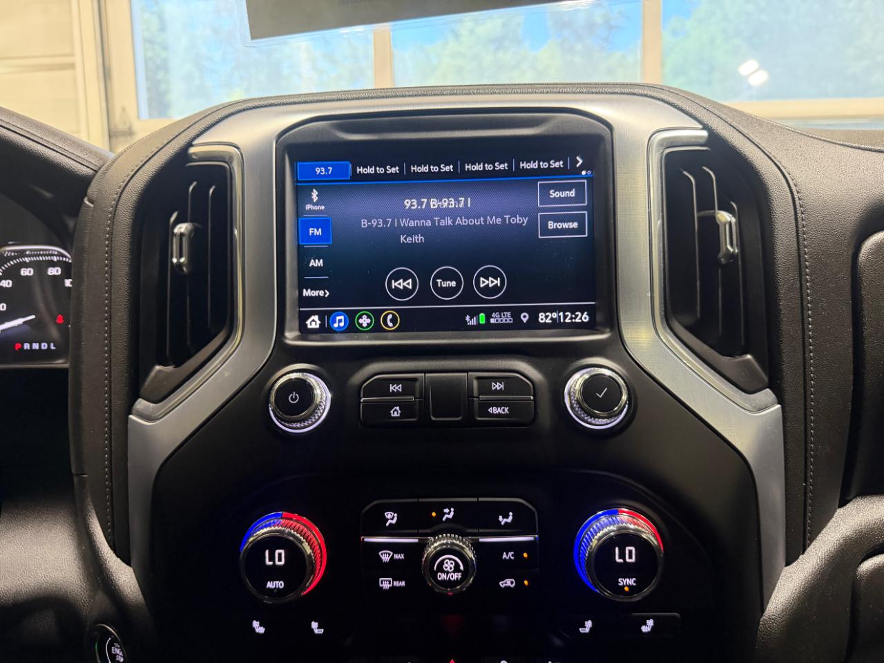 GMC Sierra 1500 4WD Crew Cab 147" SLE 2021