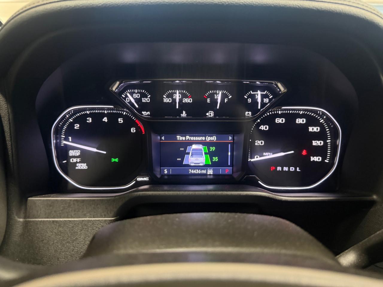 GMC Sierra 1500 4WD Crew Cab 147" SLE 2021