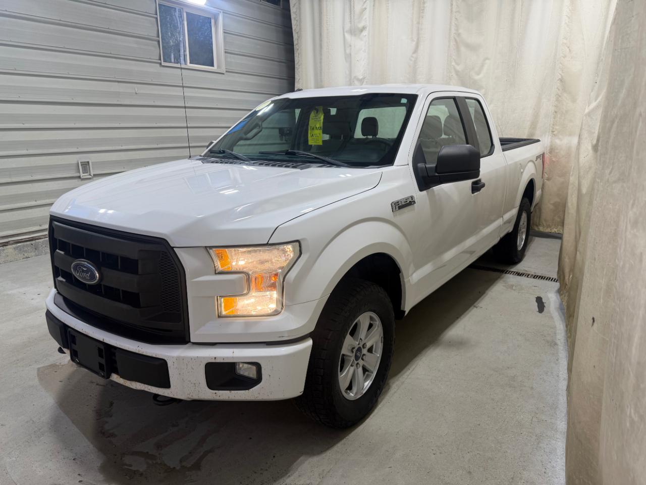 Ford F-150 4WD SuperCab 145" XLT 2016
