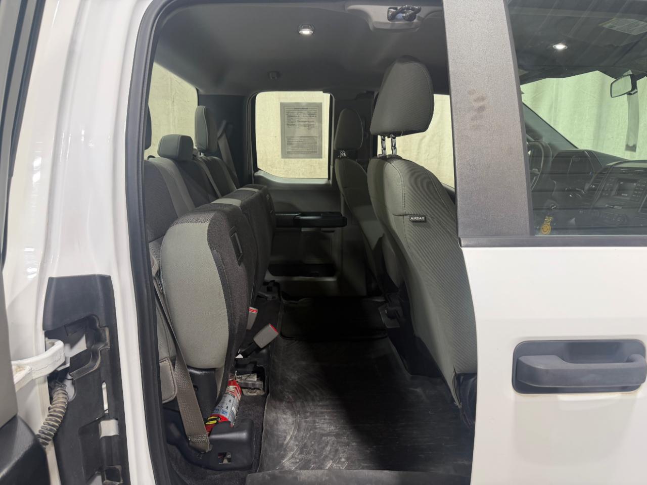 Ford F-150 4WD SuperCab 145" XLT 2016