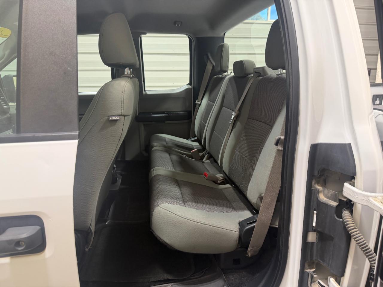 Ford F-150 4WD SuperCab 145" XLT 2016