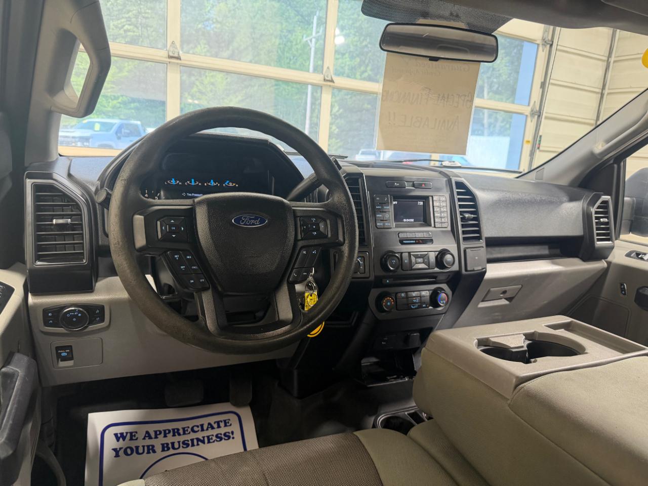 Ford F-150 4WD SuperCab 145" XLT 2016
