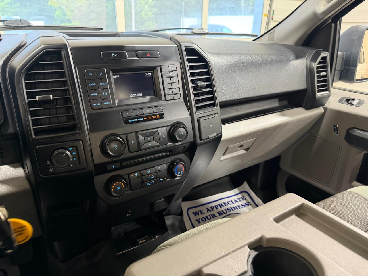Ford F-150 4WD SuperCab 145" XLT 2016