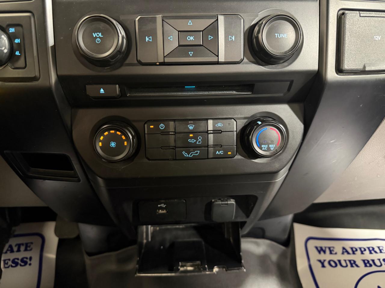Ford F-150 4WD SuperCab 145" XLT 2016
