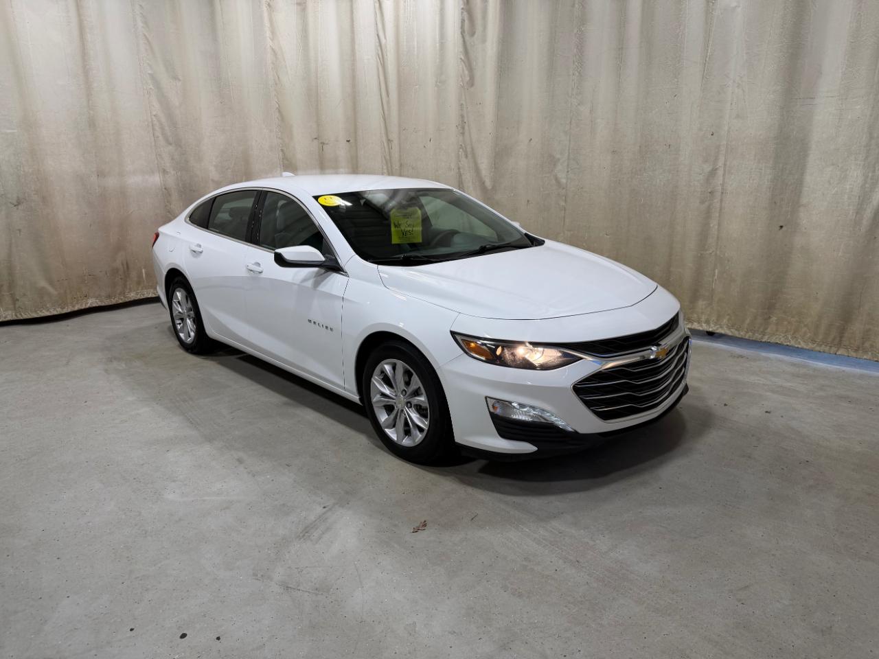 2022 Chevrolet Malibu 4dr Sdn LT